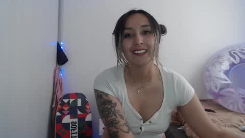 Snapshot of gabb_rioss chatting on 05-19-26, 04:24 Gabriela online show from 05-19-26, 04:24