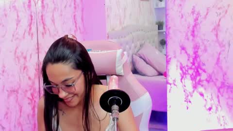 Gabbie online show from 09-26-25, 09:19