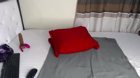 Snapshot of gabellacutie chatting on 09-17-25, 06:42 gabellacutie online show from 09-17-25, 06:42