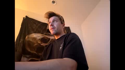 yeeah online show from 12-11-24, 06:36