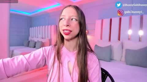 Gabi  online show from 02-05-26, 05:28