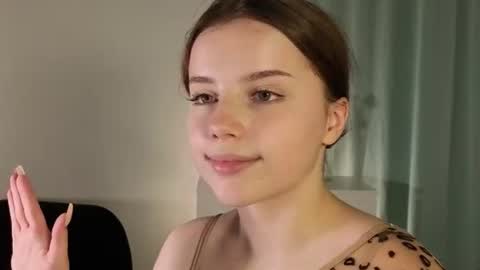 Gabi online show from 07-05-26, 04:19