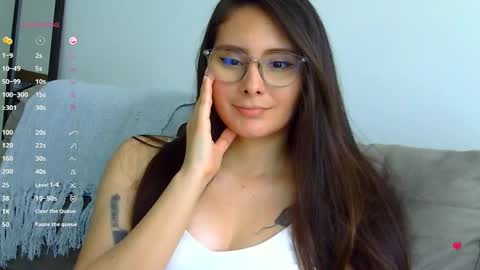 Snapshot of gabriela_miller_2 chatting on 12-20-24, 06:24 Gabriela Miller online show from 12-20-24, 06:24