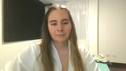 Gabriela Miller online show from 05-22-26, 01:13