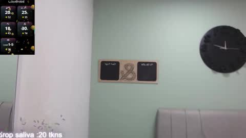 Gabriela mills  online show from 12-20-25, 02:02