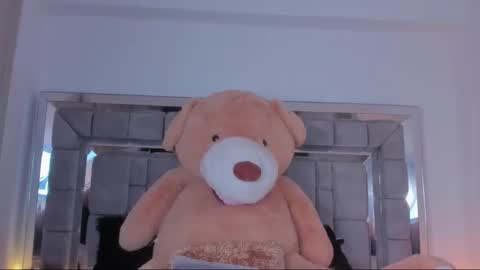 Snapshot of gabriela_montess chatting on 12-11-24, 11:41 Gabriela Montes online show from 12-11-24, 11:41