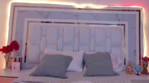 Snapshot of gabriela_montess chatting on 03-15-26, 06:30 Gabriela Montes online show from 03-15-26, 06:30