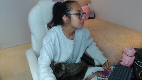 Snapshot of gabriela_morales01 chatting on 12-17-24, 06:13 .  online show from 12-17-24, 06:13