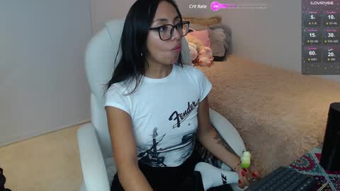 Snapshot of gabriela_morales01 chatting on 01-06-25, 12:16 .  online show from 01-06-25, 12:16