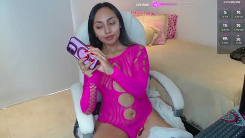 Snapshot of gabriela_morales01 chatting on 01-10-25, 08:26 .  online show from 01-10-25, 08:26