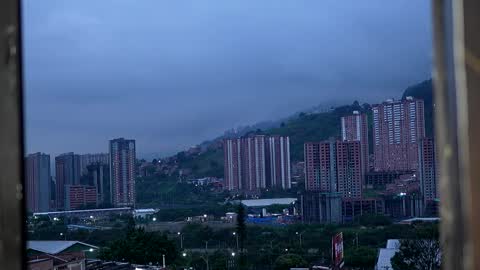 Gabriela salgado online show from 10-10-25, 10:47