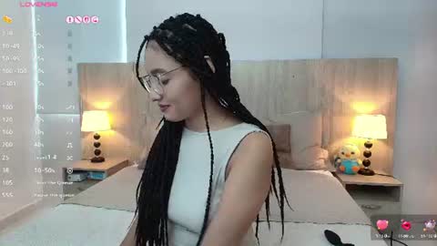Snapshot of gabriela_vargas chatting on 06-12-26, 08:08 Gabriela Vargas online show from 06-12-26, 08:08