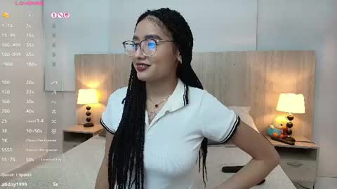 Snapshot of gabriela_vargas chatting on 06-23-26, 02:31 Gabriela Vargas online show from 06-23-26, 02:31