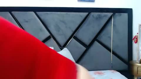 Snapshot of gabrieladurann chatting on 02-07-25, 07:38 GABRIELA online show from 02-07-25, 07:38