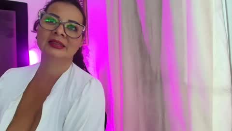 GABRIELA online show from 11-29-25, 09:40