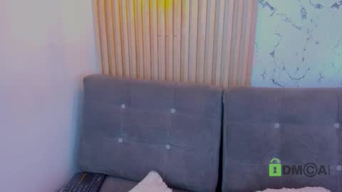 Gabriela Evans MS online show from 11-05-25, 03:06