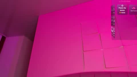 Snapshot of gabriella27_ chatting on 05-06-26, 12:43 gabriella online show from 05-06-26, 12:43