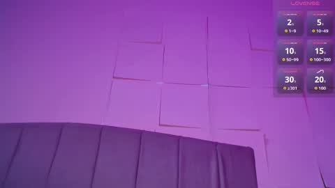 Snapshot of gabriella27_ chatting on 05-09-26, 01:33 gabriella online show from 05-09-26, 01:33