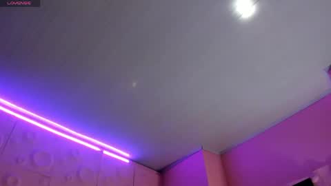 Snapshot of gabriella27_ chatting on 05-18-26, 12:44 gabriella online show from 05-18-26, 12:44
