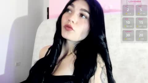 Snapshot of gabriella27_ chatting on 05-28-26, 04:48 gabriella online show from 05-28-26, 04:48