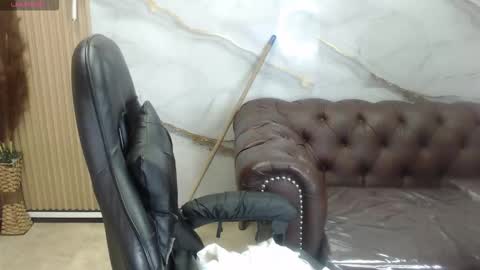 Gabriella online show from 02-05-26, 01:21