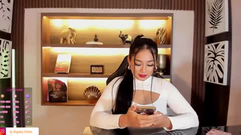 Snapshot of gaby_blaze chatting on 12-02-24, 12:19 Gaby Blaze online show from 12-02-24, 12:19