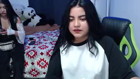 Gabriela online show from 12-12-24, 01:32