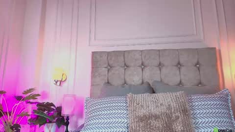 GabyEvans online show from 04-24-26, 12:18