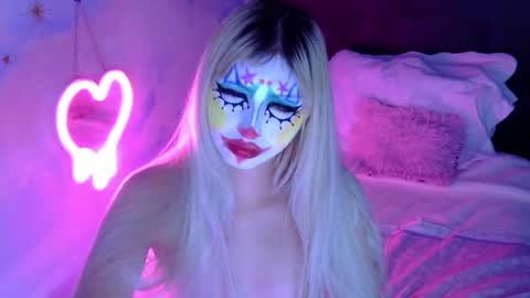 Snapshot of gabygumms chatting on 05-08-26, 11:43 gabygumms online show from 05-08-26, 11:43