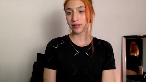 Snapshot of gabykovalenko chatting on 09-24-25, 02:48 Gaby online show from 09-24-25, 02:48