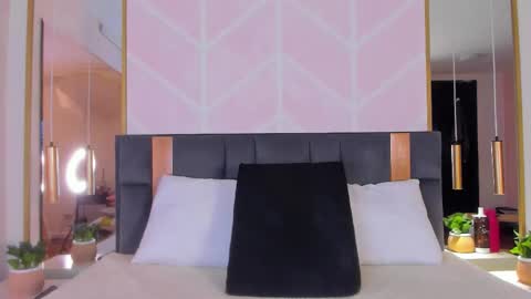 Gaby online show from 11-10-25, 08:30