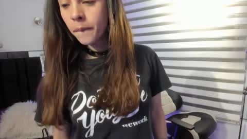 Snapshot of gabys_davisx chatting on 02-22-25, 07:12 Gabby online show from 02-22-25, 07:12