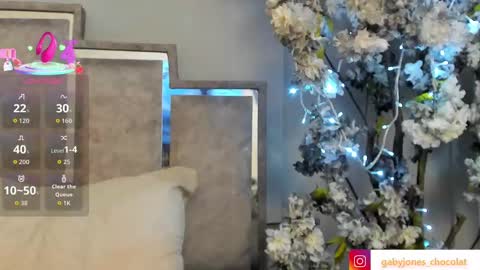 gabyyjones online show from 09-19-25, 11:33