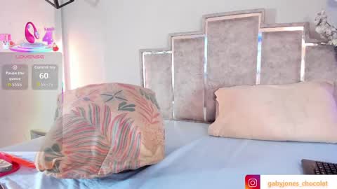 gabyyjones online show from 11-05-25, 11:54