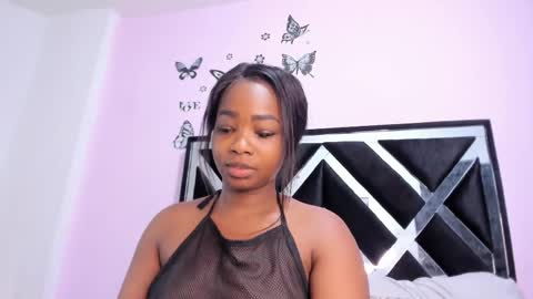 Snapshot of gabyyjones chatting on 05-25-26, 02:12 gabyyjones online show from 05-25-26, 02:12
