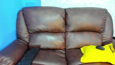 gadiel_sex online show from 03-11-25, 05:24