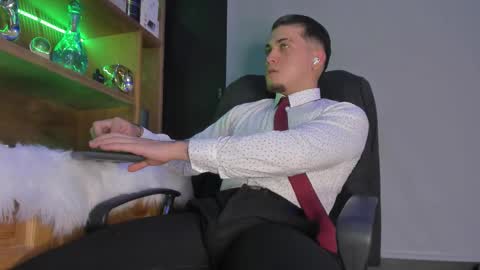 Gael Williams online show from 09-17-25, 06:31