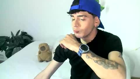 Snapshot of gaelgarcia07 chatting on 02-05-26, 03:33 Gael Garca online show from 02-05-26, 03:33