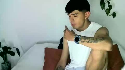 Snapshot of gaelgarcia07 chatting on 02-18-26, 04:52 Gael Garca online show from 02-18-26, 04:52