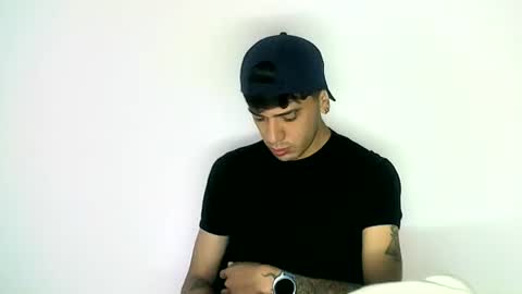 Snapshot of gaelgarcia07 chatting on 02-22-26, 03:07 Gael Garca online show from 02-22-26, 03:07