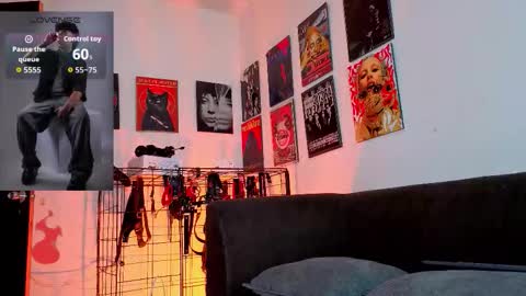 Gael Conner online show from 11-07-25, 02:11