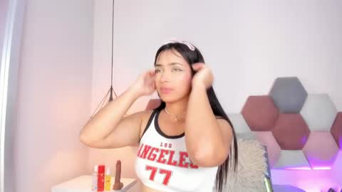 GahiaBelucci online show from 04-16-26, 06:19