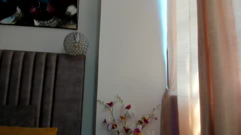 Snapshot of gahiabelucci chatting on 05-09-26, 05:40 GahiaBelucci online show from 05-09-26, 05:40