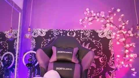 Gaia online show from 02-26-26, 01:10