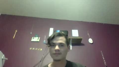 gainesjeremiah92 online show from 04-21-26, 04:52