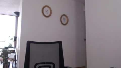 Snapshot of gaitan4 chatting on 01-20-25, 06:10 gaitan4 online show from 01-20-25, 06:10