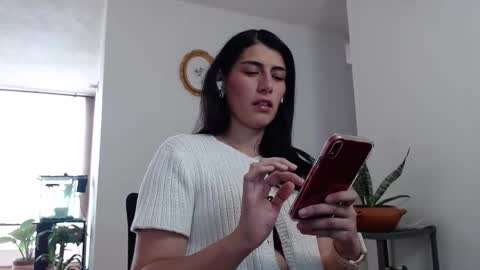 Snapshot of gaitan4 chatting on 02-14-25, 05:14 gaitan4 online show from 02-14-25, 05:14