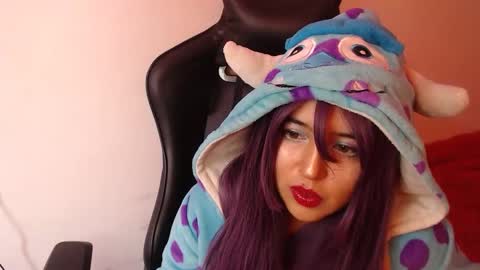 Kate 3 online show from 11-13-25, 08:19