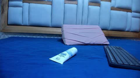 galaanderson online show from 11-14-25, 11:09