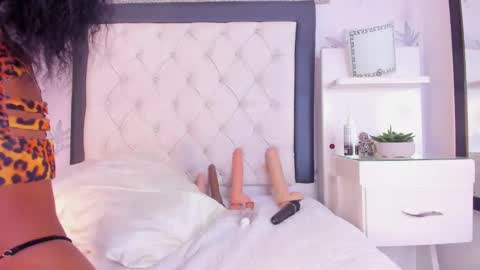  Gale  online show from 01-15-25, 06:08